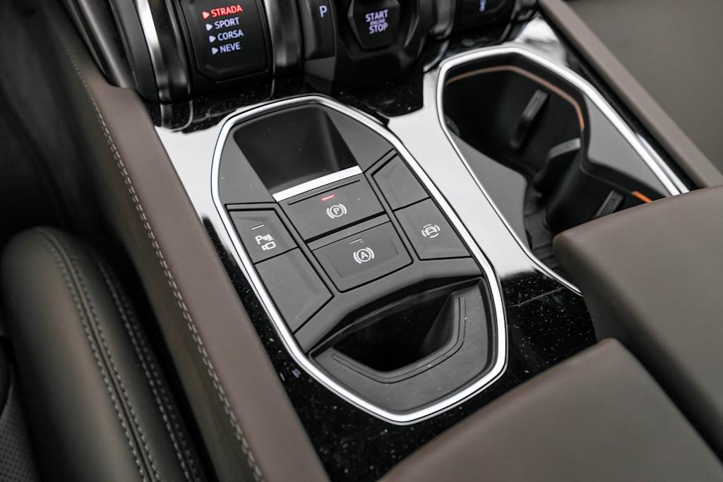 2024 Lamborghini Urus S 37