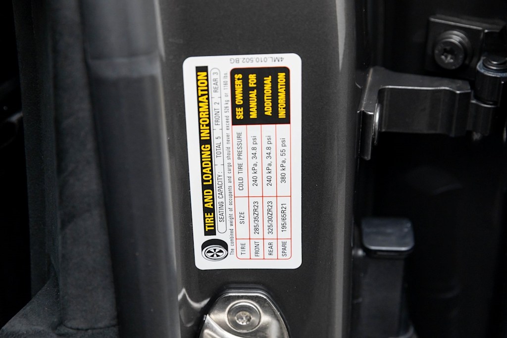 Thumbnail: 2023 Lamborghini Urus - 31