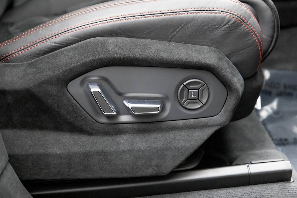 Thumbnail: 2023 Lamborghini Urus - 52