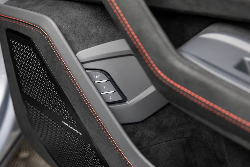 Thumbnail: 2024 Lamborghini Urus - 54