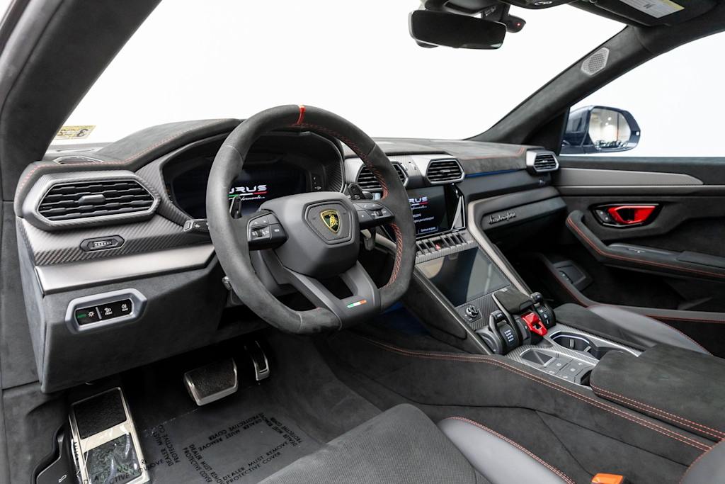 Thumbnail: 2024 Lamborghini Urus - 2