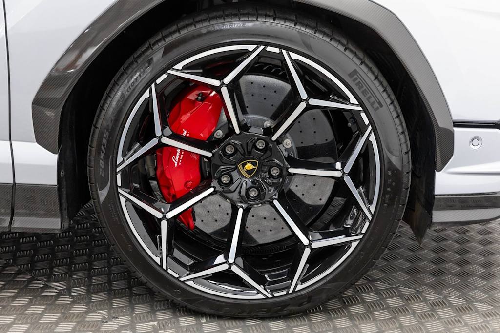 Thumbnail: 2024 Lamborghini Urus - 61