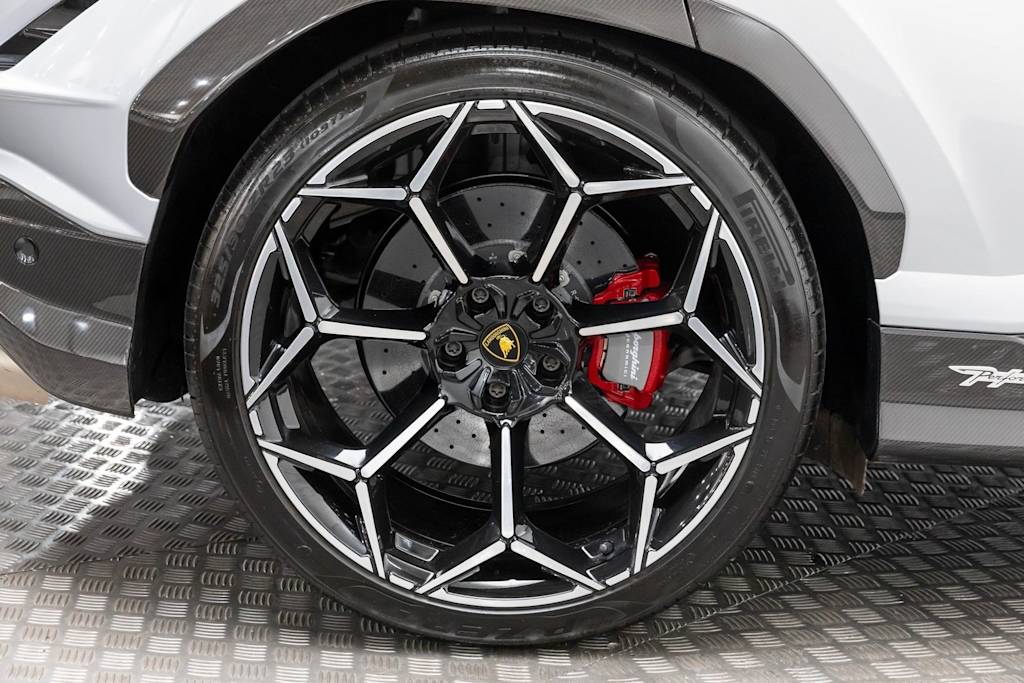 Thumbnail: 2024 Lamborghini Urus - 60