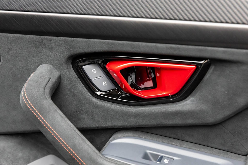 Thumbnail: 2024 Lamborghini Urus - 53