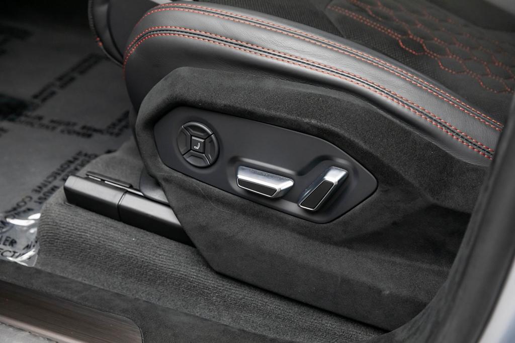 Thumbnail: 2024 Lamborghini Urus - 33