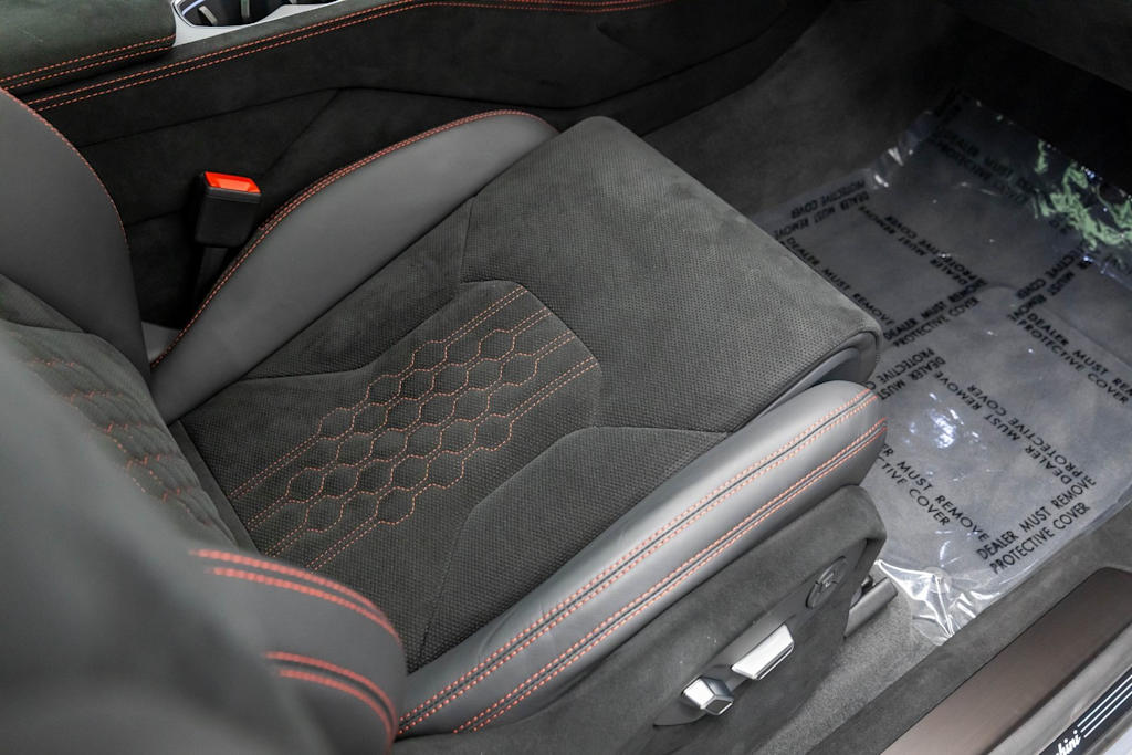 Thumbnail: 2024 Lamborghini Urus - 57