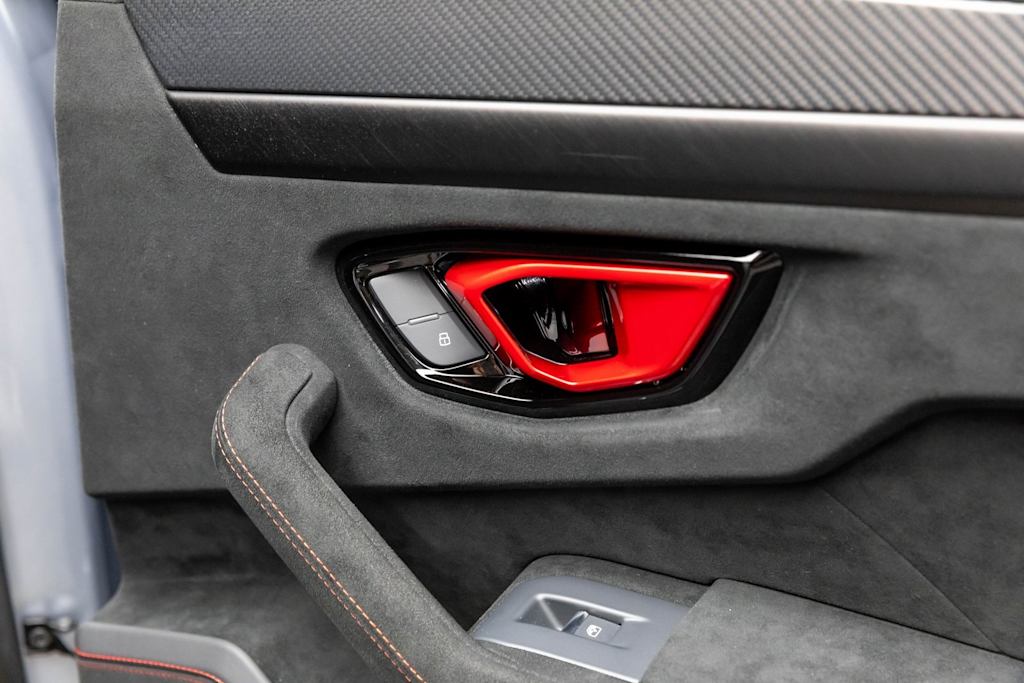 Thumbnail: 2024 Lamborghini Urus - 50