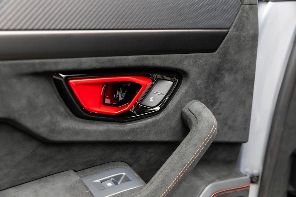 Thumbnail: 2024 Lamborghini Urus - 45