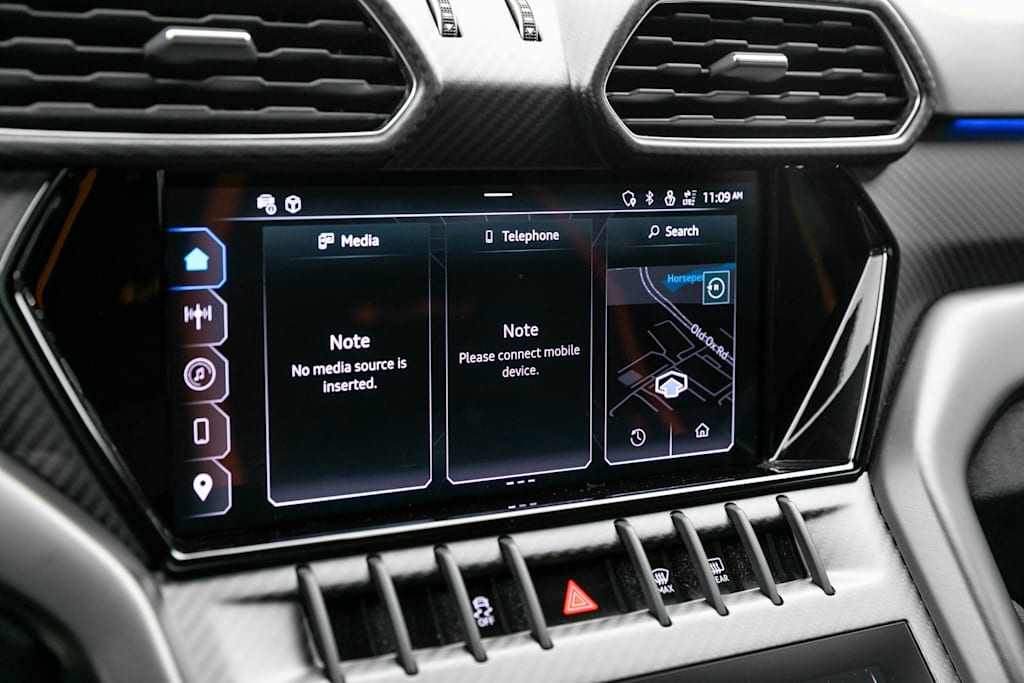 Thumbnail: 2024 Lamborghini Urus - 21
