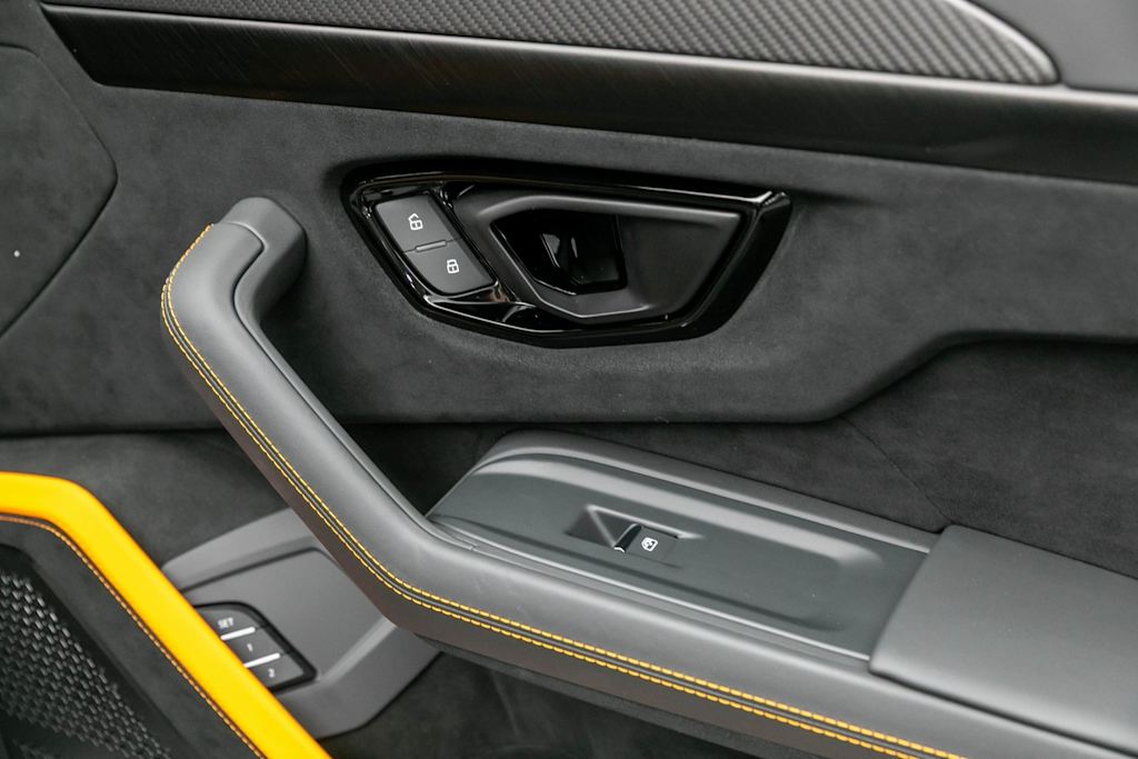 Thumbnail: 2024 Lamborghini Urus - 52