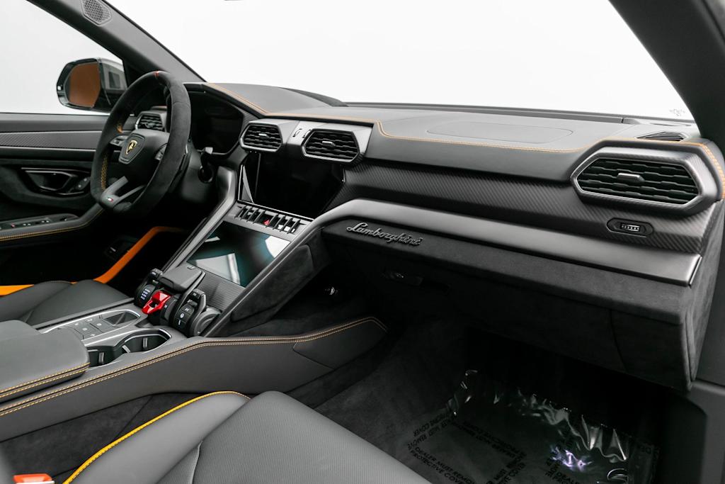 Thumbnail: 2024 Lamborghini Urus - 13