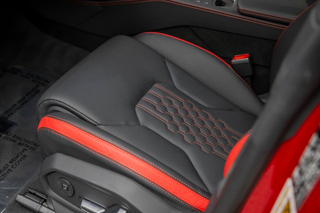Thumbnail: 2024 Lamborghini Urus - 31