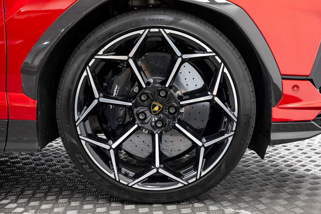 Thumbnail: 2024 Lamborghini Urus - 57