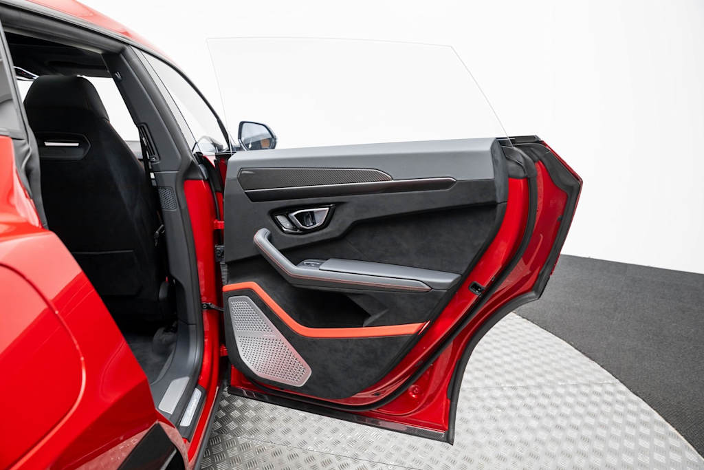 Thumbnail: 2024 Lamborghini Urus - 45
