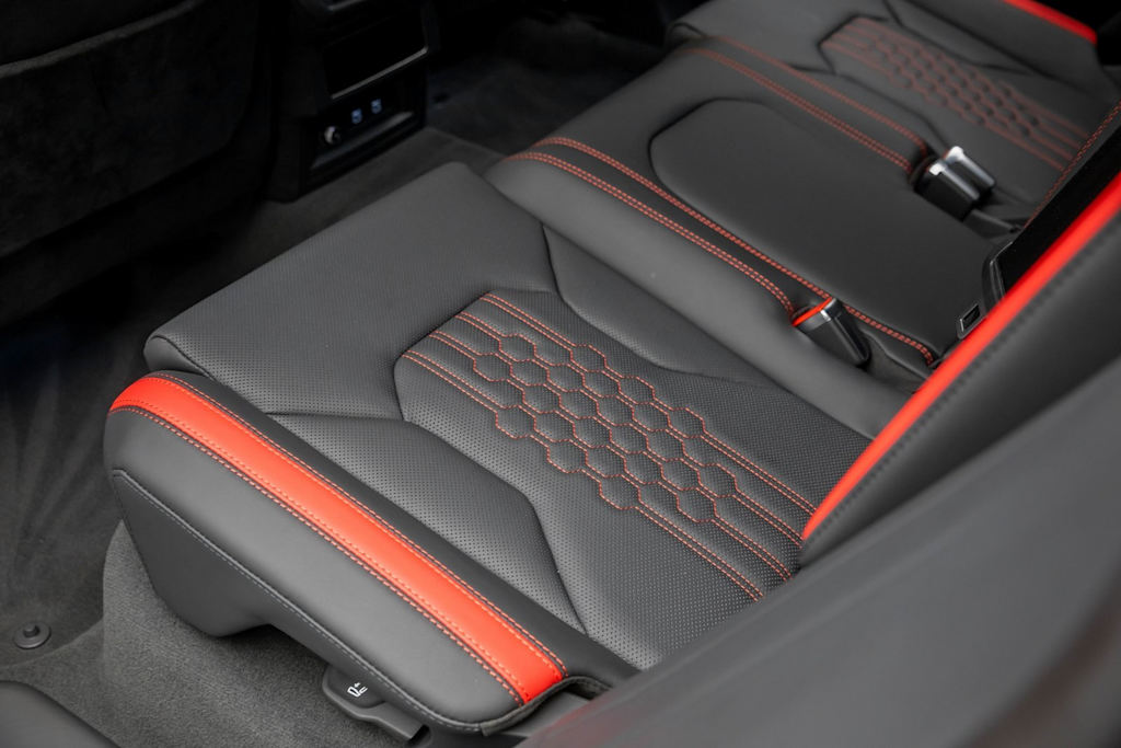 Thumbnail: 2024 Lamborghini Urus - 42