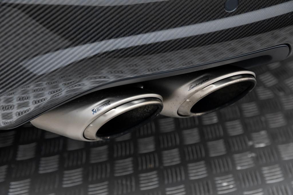 Thumbnail: 2024 Lamborghini Urus - 61