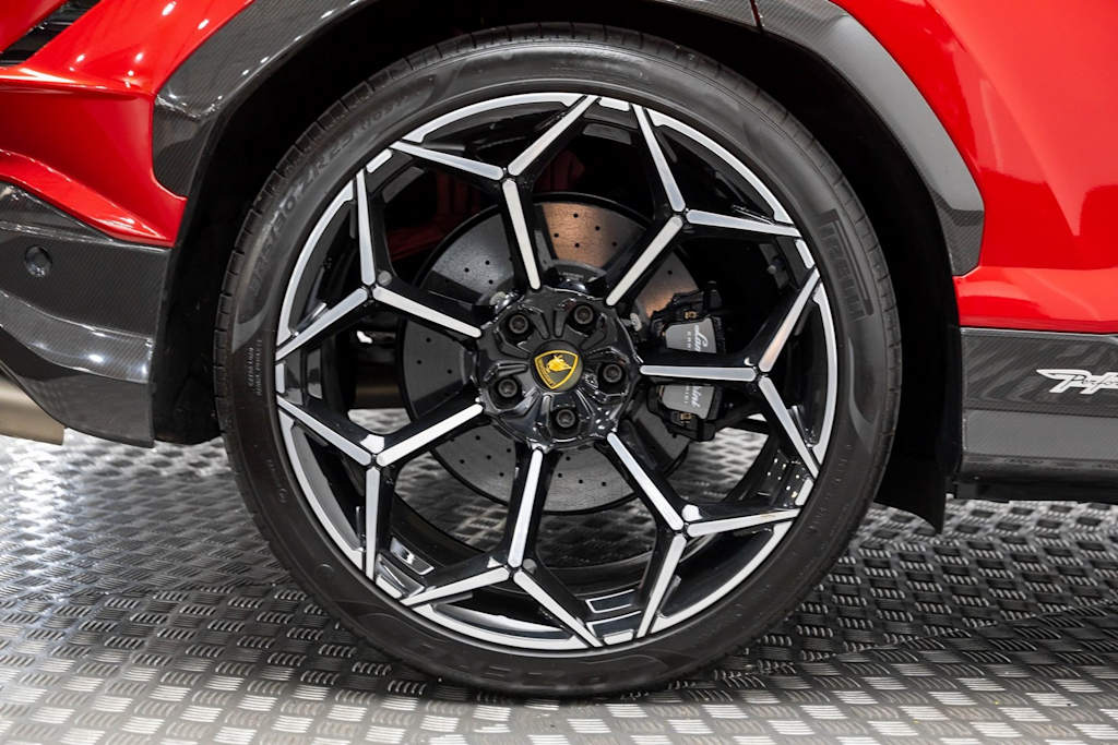 Thumbnail: 2024 Lamborghini Urus - 56