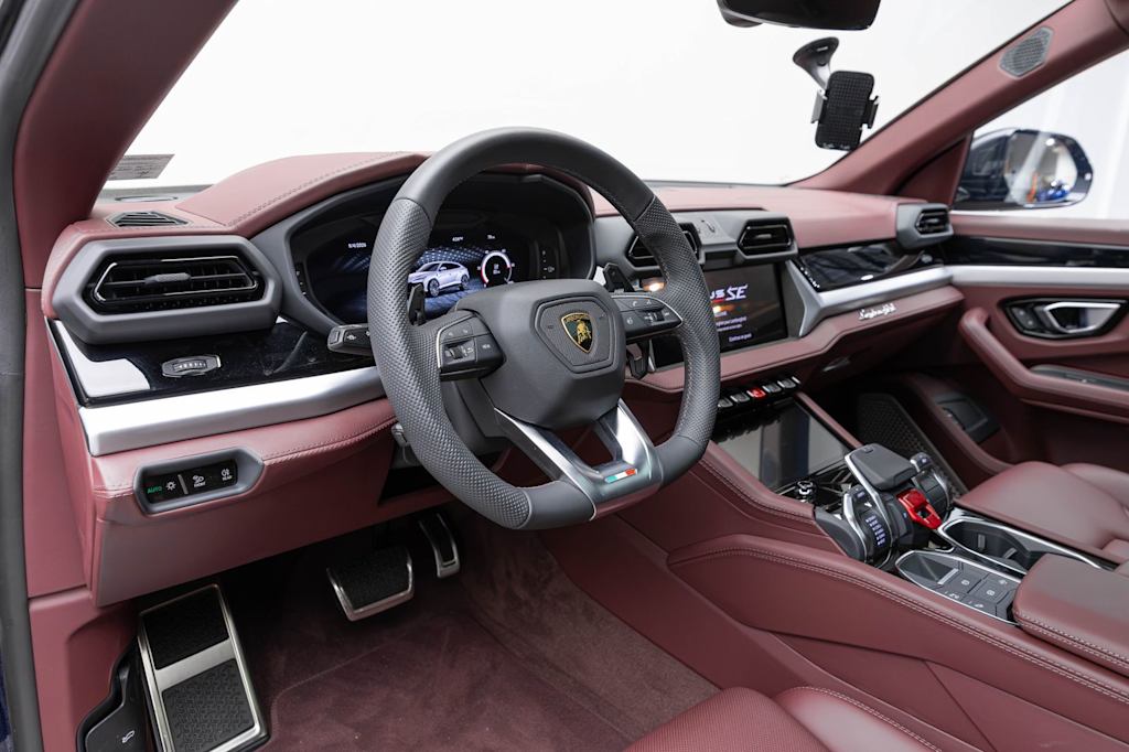 Thumbnail: 2026 Lamborghini Urus - 2