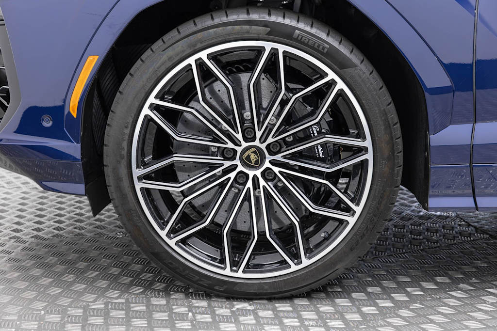 Thumbnail: 2026 Lamborghini Urus - 7