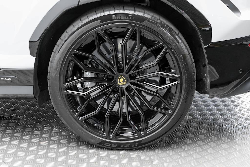 Thumbnail: 2025 Lamborghini Urus - 53