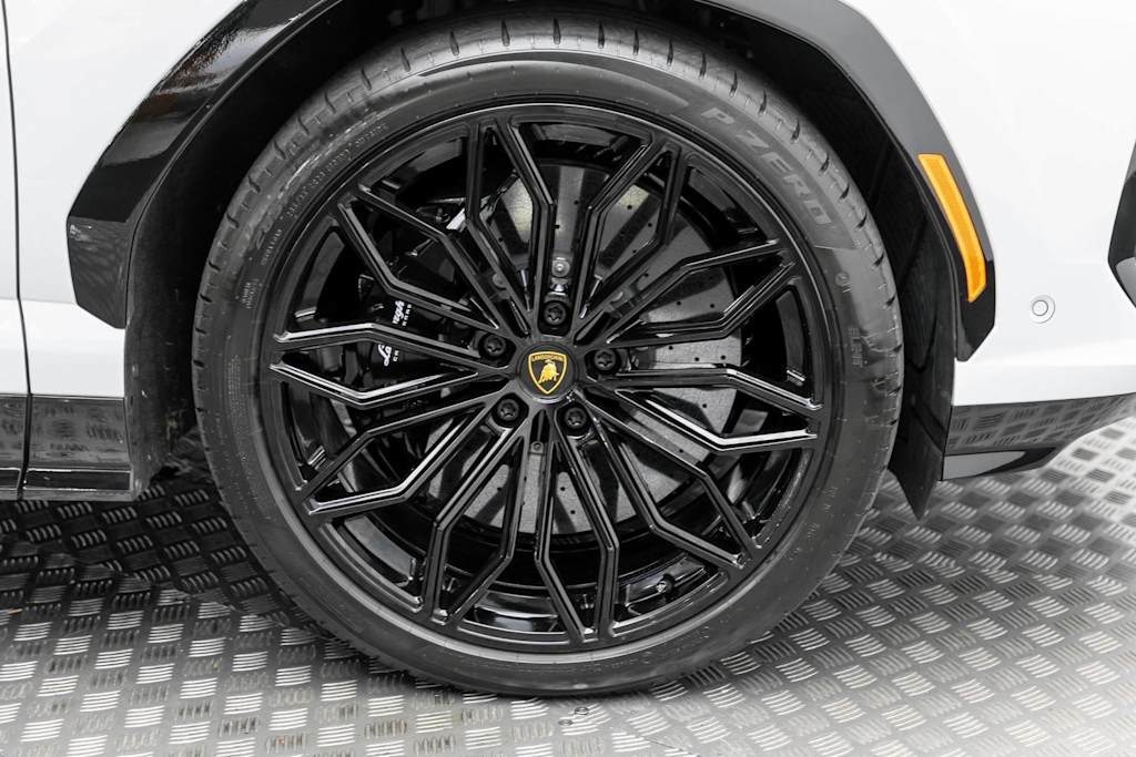 Thumbnail: 2025 Lamborghini Urus - 55