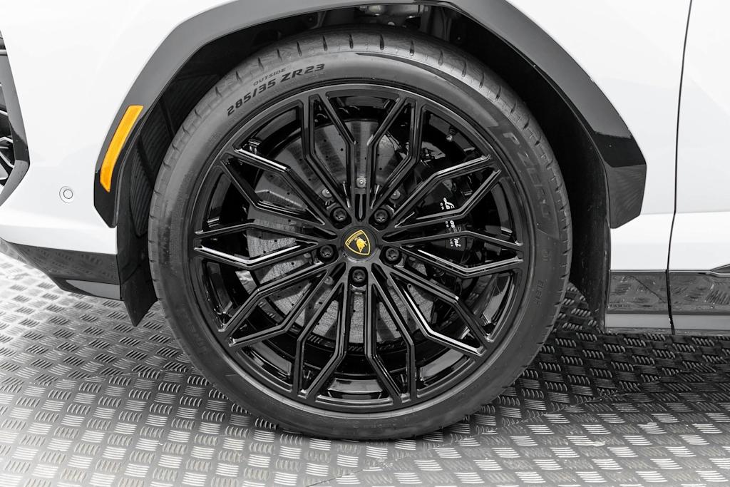 Thumbnail: 2025 Lamborghini Urus - 7