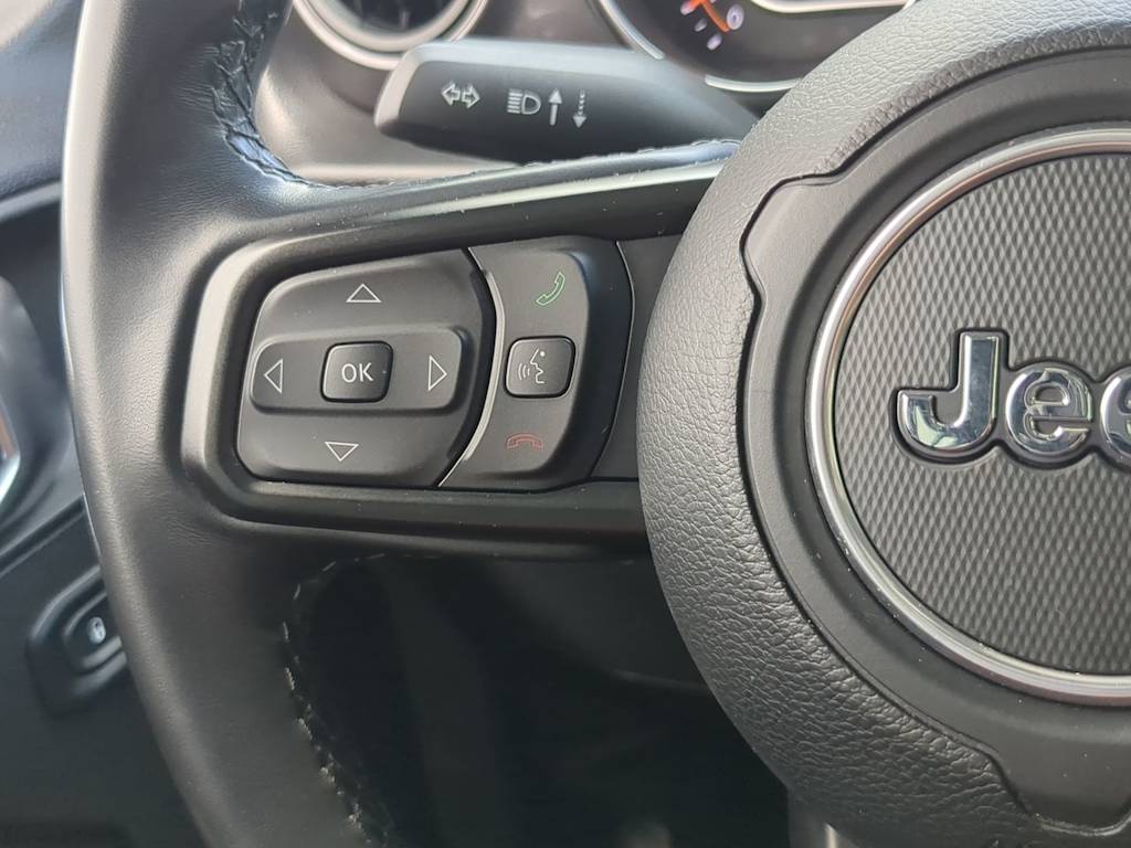 Thumbnail: 2022 Jeep Wrangler - 30