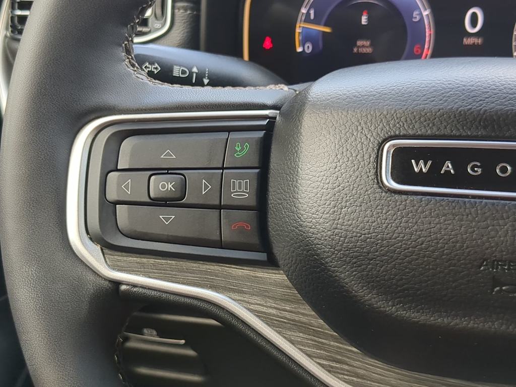 Thumbnail: 2024 Jeep Wagoneer - 28