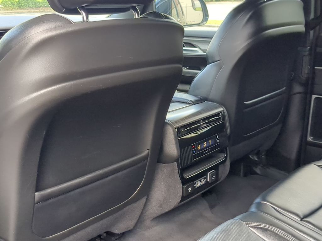 Thumbnail: 2024 Jeep Wagoneer - 26