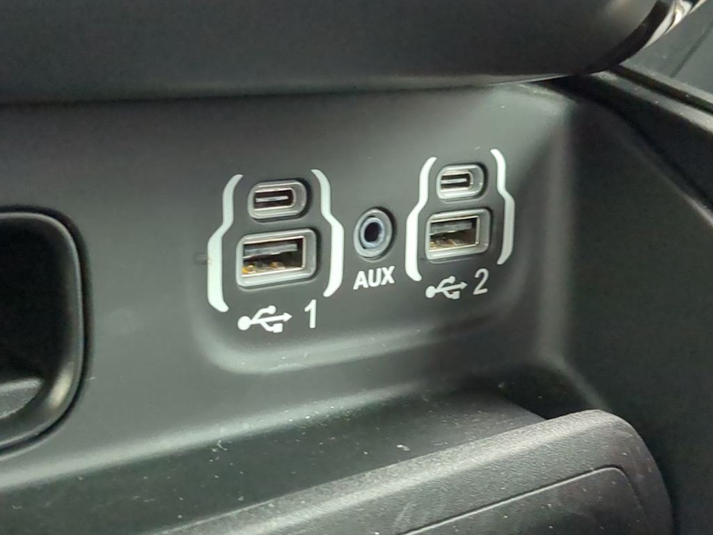 2021 RAM 1500 Rebel 34
