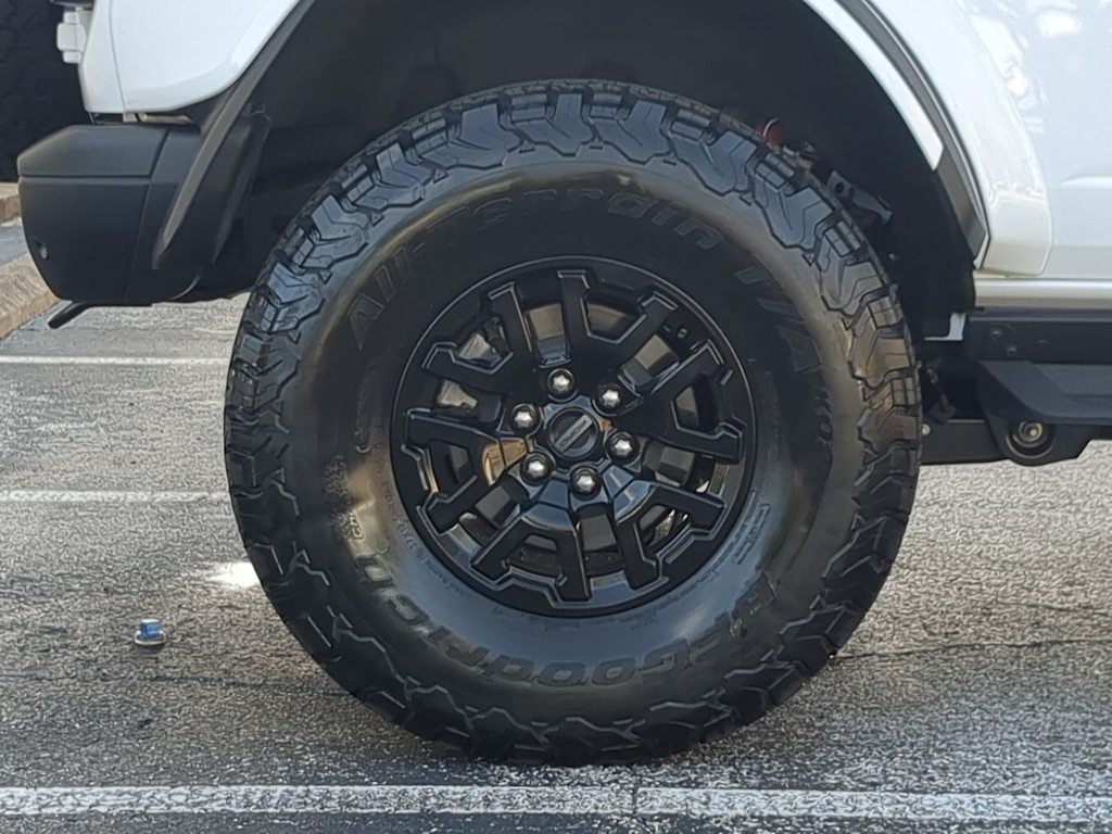 Thumbnail: 2025 Ford Bronco - 8