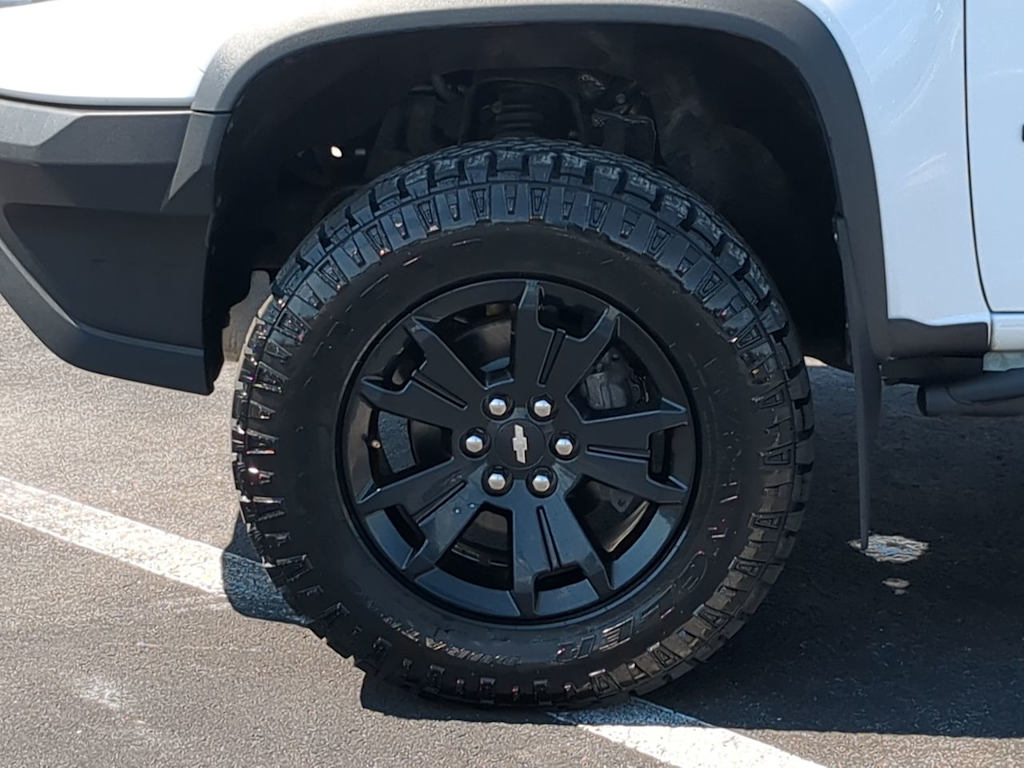 Thumbnail: 2019 Chevrolet Colorado - 8