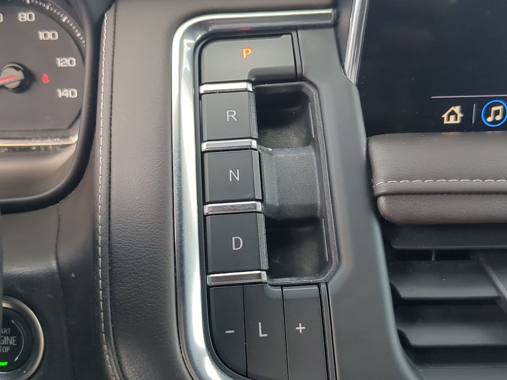 Thumbnail: 2021 Chevrolet Tahoe - 31