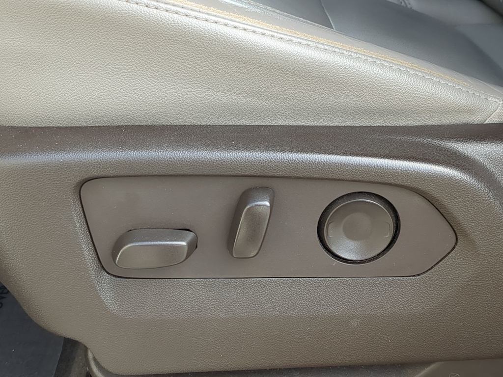 Thumbnail: 2021 Chevrolet Tahoe - 23