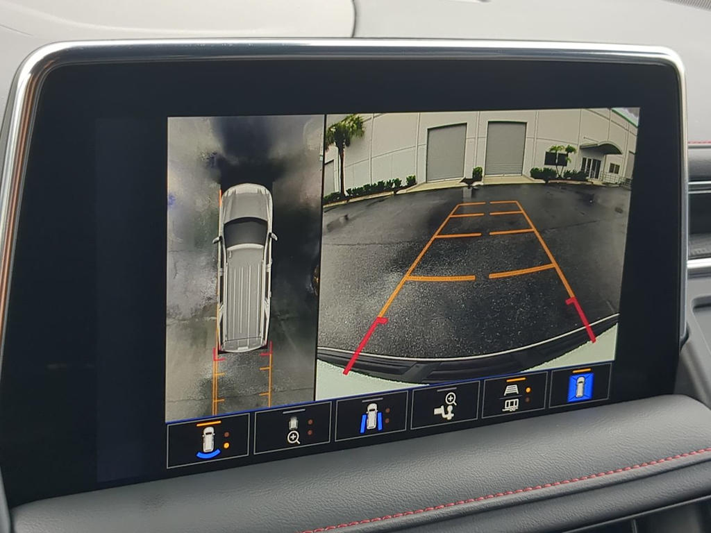Thumbnail: 2024 Chevrolet Suburban - 31