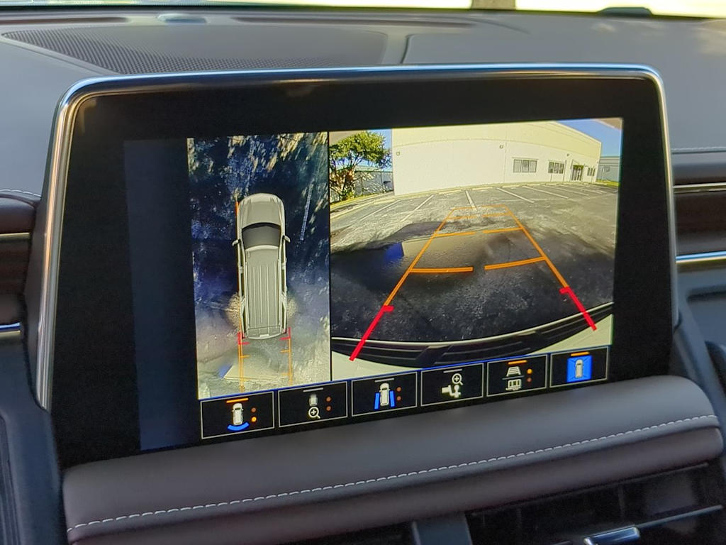 Thumbnail: 2024 Chevrolet Tahoe - 35