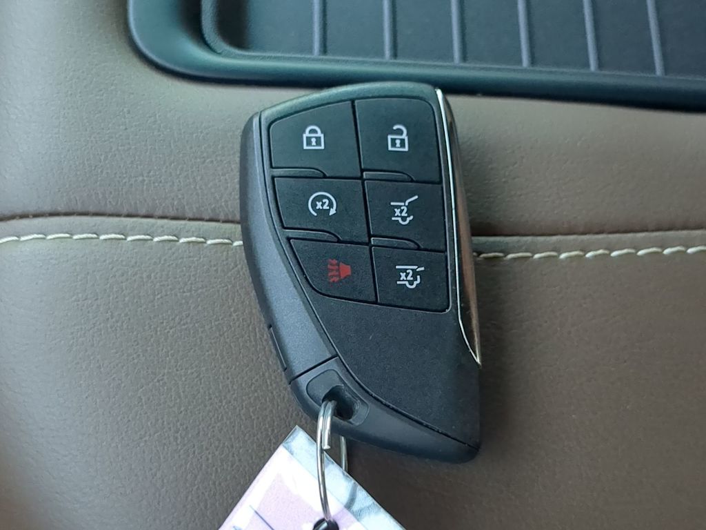 Thumbnail: 2024 Chevrolet Tahoe - 17