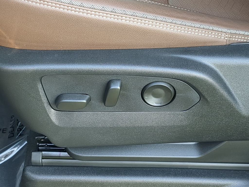 Thumbnail: 2024 Chevrolet Tahoe - 25