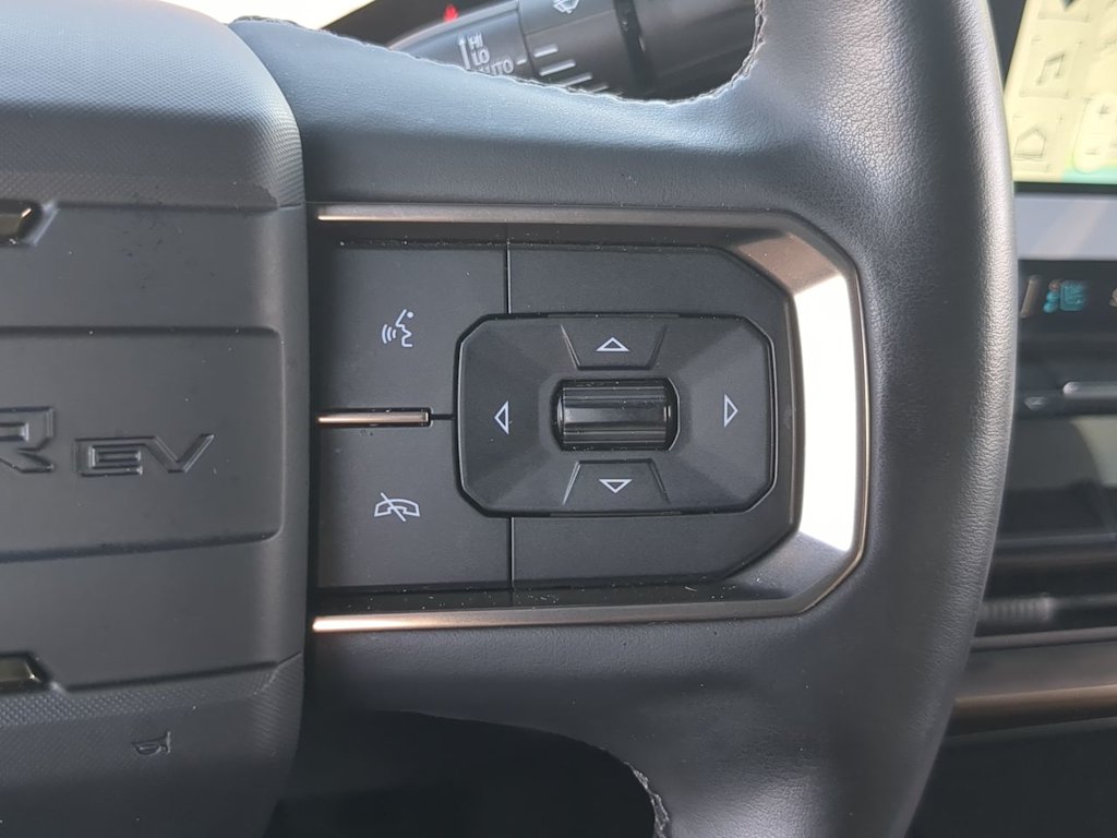 Thumbnail: 2025 GMC Hummer EV - 27
