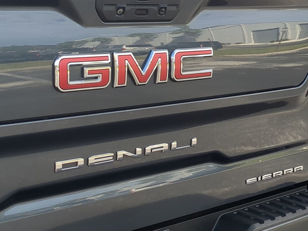 Thumbnail: 2021 GMC Sierra 1500 - 23