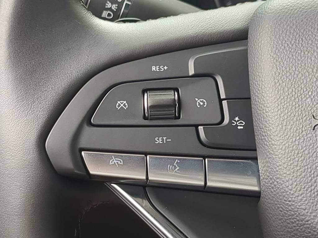Thumbnail: 2024 Cadillac XT6 - 32