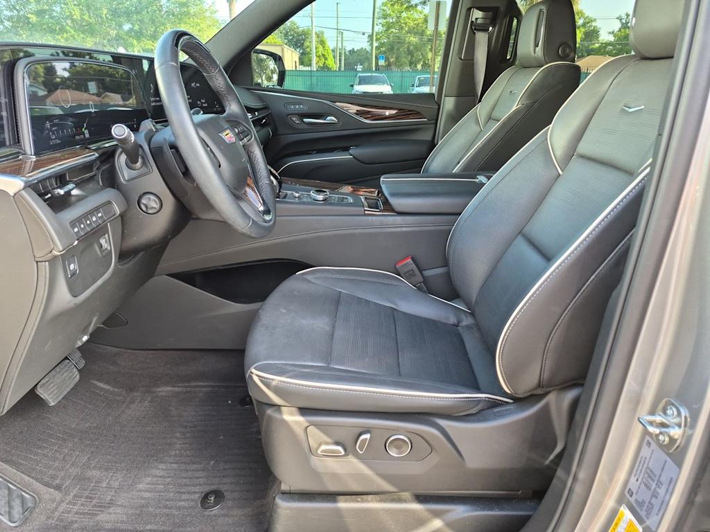 Thumbnail: 2024 Cadillac Escalade - 10