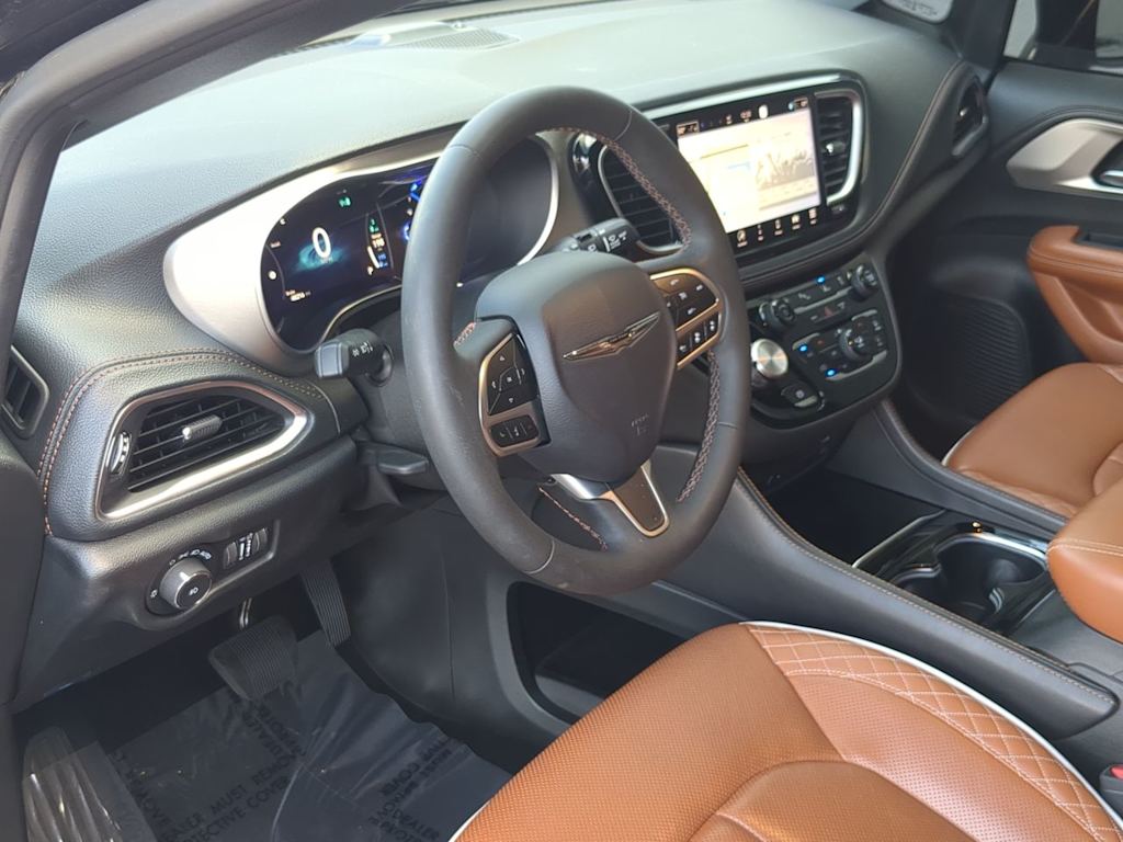 Thumbnail: 2024 Chrysler Pacifica - 2