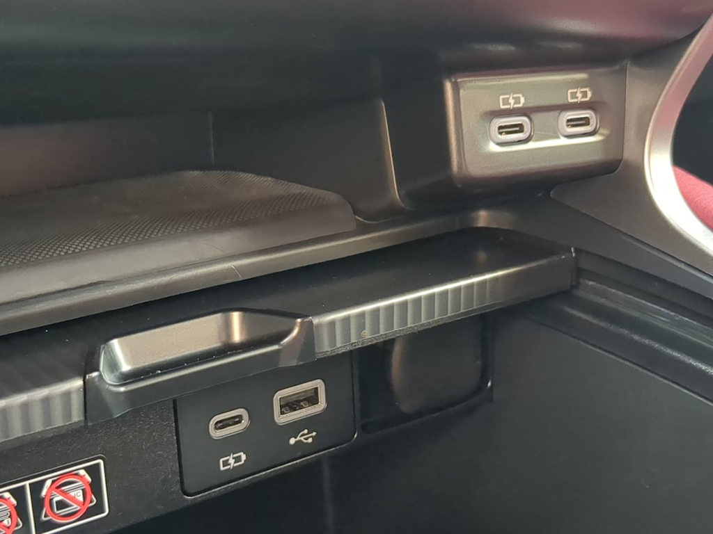 Thumbnail: 2024 Lexus RX - 39