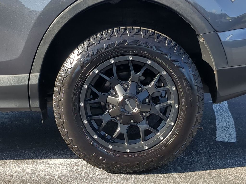 Thumbnail: 2016 Toyota RAV4 - 7