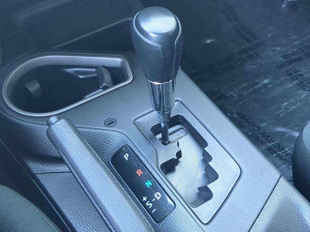 Thumbnail: 2016 Toyota RAV4 - 14