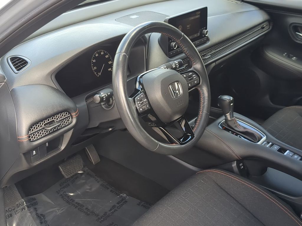 Thumbnail: 2024 Honda HR-V - 2