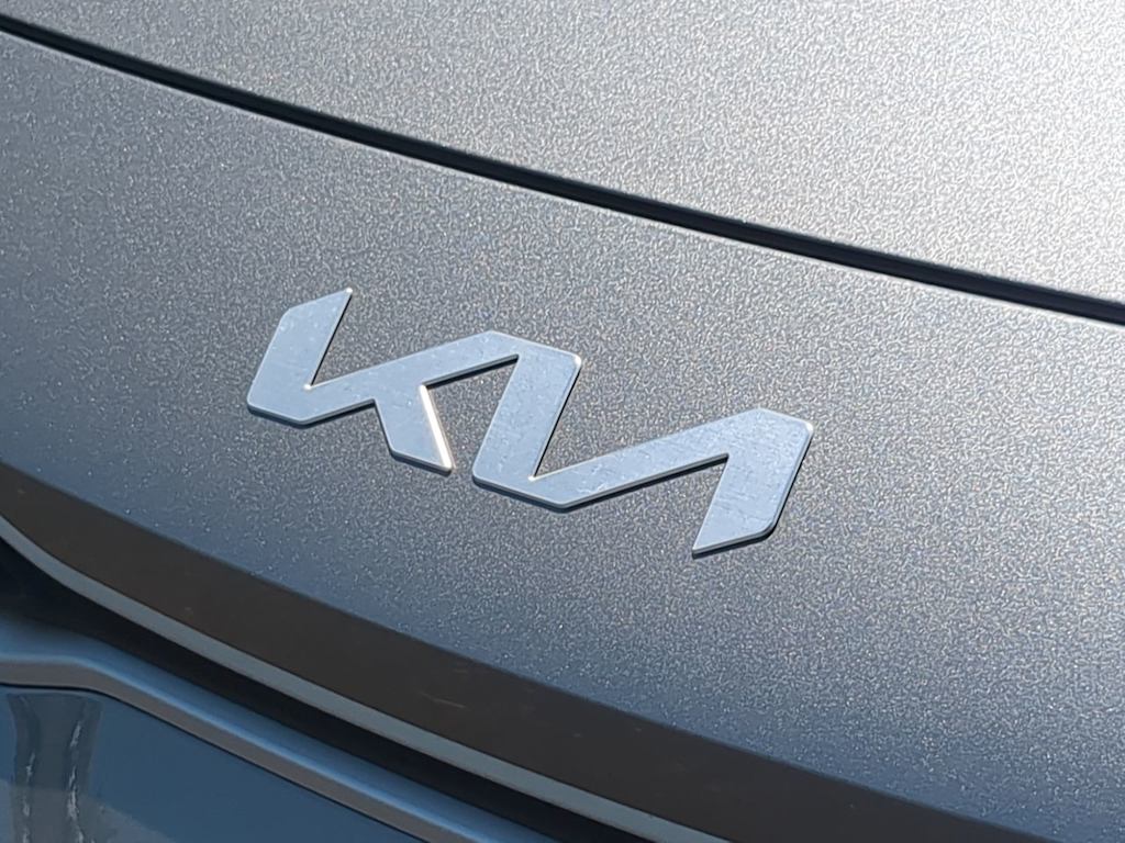 Thumbnail: 2022 Kia Rio - 7