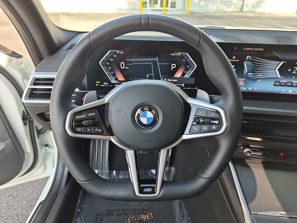 Thumbnail: 2025 BMW 3 Series - 13