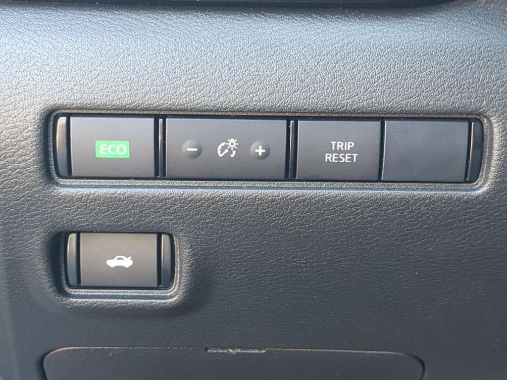 Thumbnail: 2021 Nissan Sentra - 34